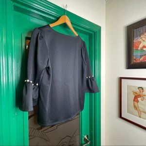 NWT Black Top with Pearl Sleeve Size Medium by Jackie Z boutique
